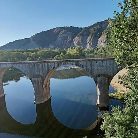 Holiday home De L'auzon Pont D'arc 3ch